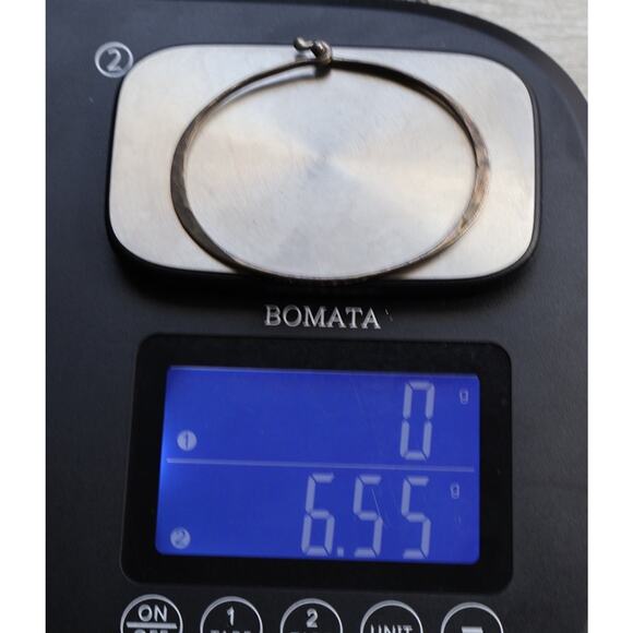 James Avery Sterling Silver Hammered Hook On Bangle Bracelet 6.55G /7in - Picture 4 of 4